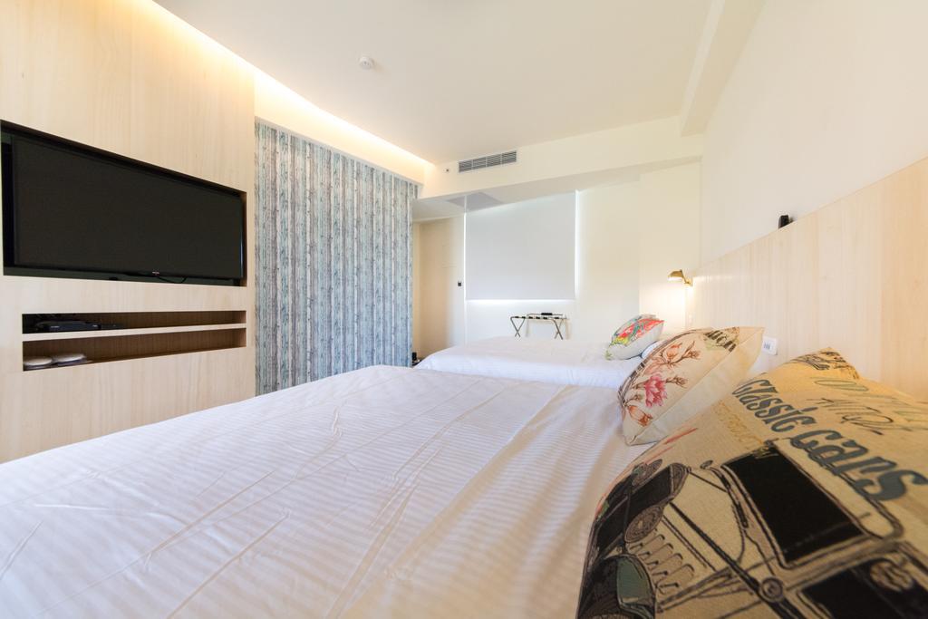 Zi Jing Cheng B&B Kota Hualien Ruang foto