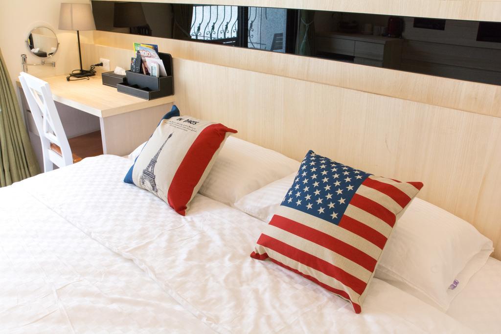 Zi Jing Cheng B&B Kota Hualien Bagian luar foto