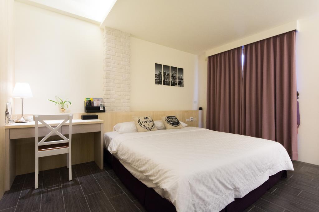 Zi Jing Cheng B&B Kota Hualien Ruang foto