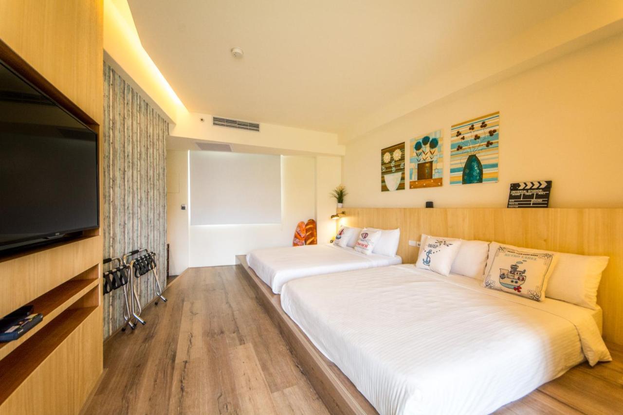 Zi Jing Cheng B&B Kota Hualien Bagian luar foto